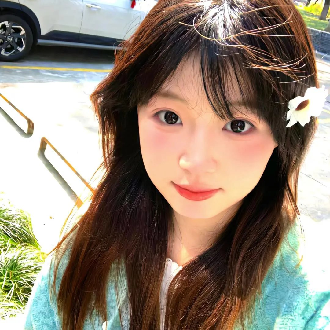 黄阿丽：小眼镜蛇